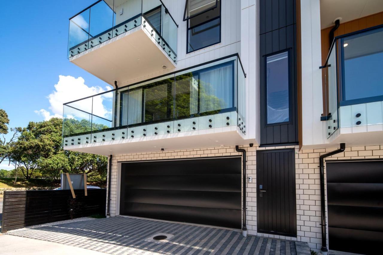 Luxury Brand New Designer Living Auckland Exterior foto