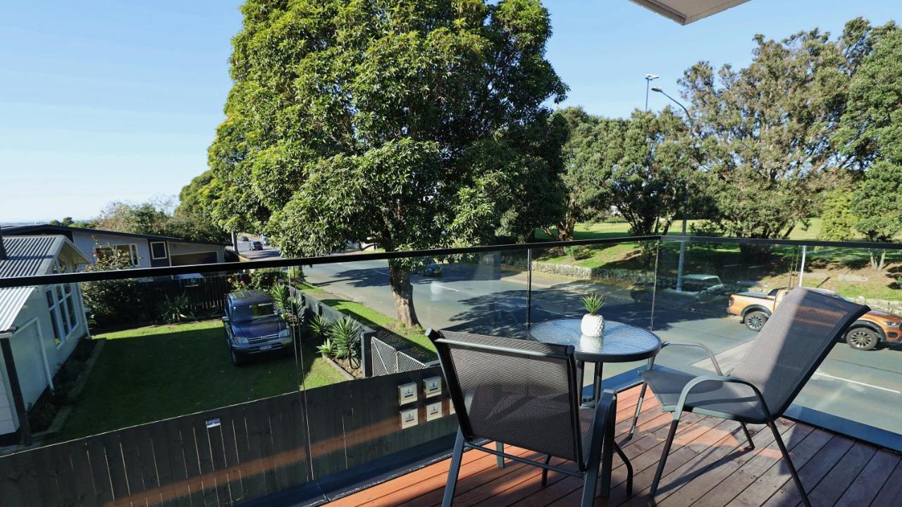 Luxury Brand New Designer Living Auckland Exterior foto