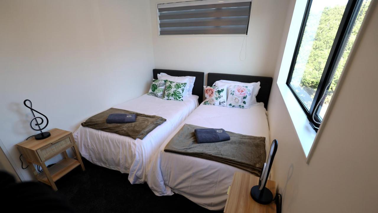 Luxury Brand New Designer Living Auckland Exterior foto